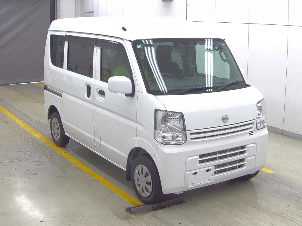Nissan NV100 Clipper DR17V 2023